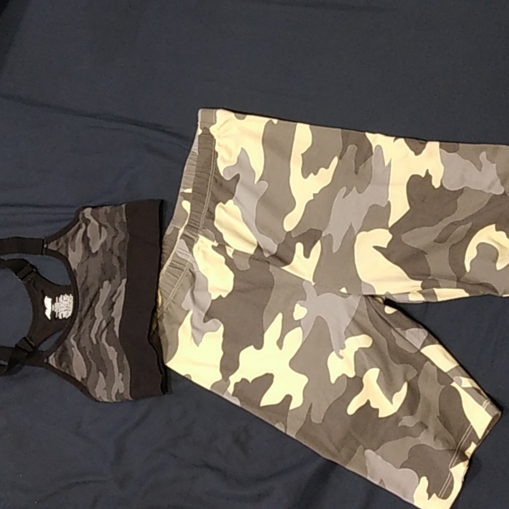 Biker shorts size medium and sports bra size small